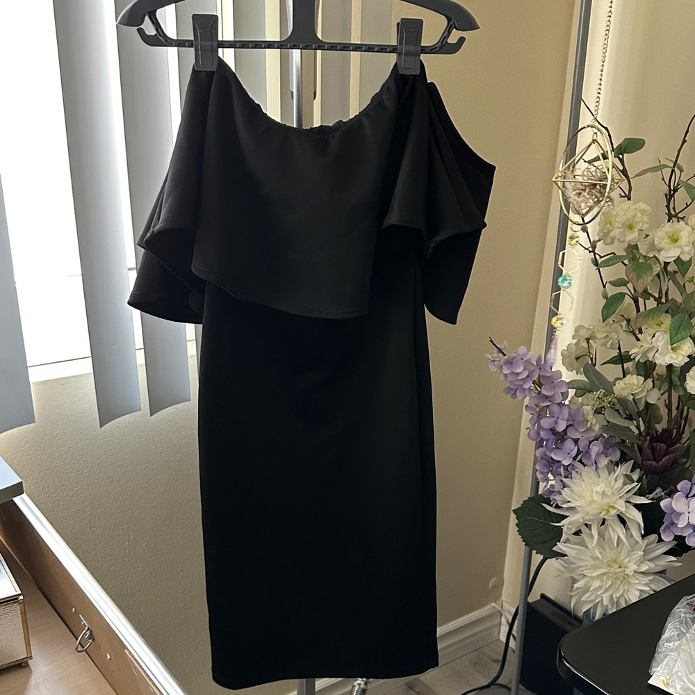 Chic Strapless Black Dress